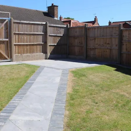 Remarkable 2-Bed House In Walesby Nottinghamshire Elkesley Exterior photo