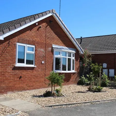 Remarkable 2-Bed House In Walesby Nottinghamshire Elkesley Exterior photo