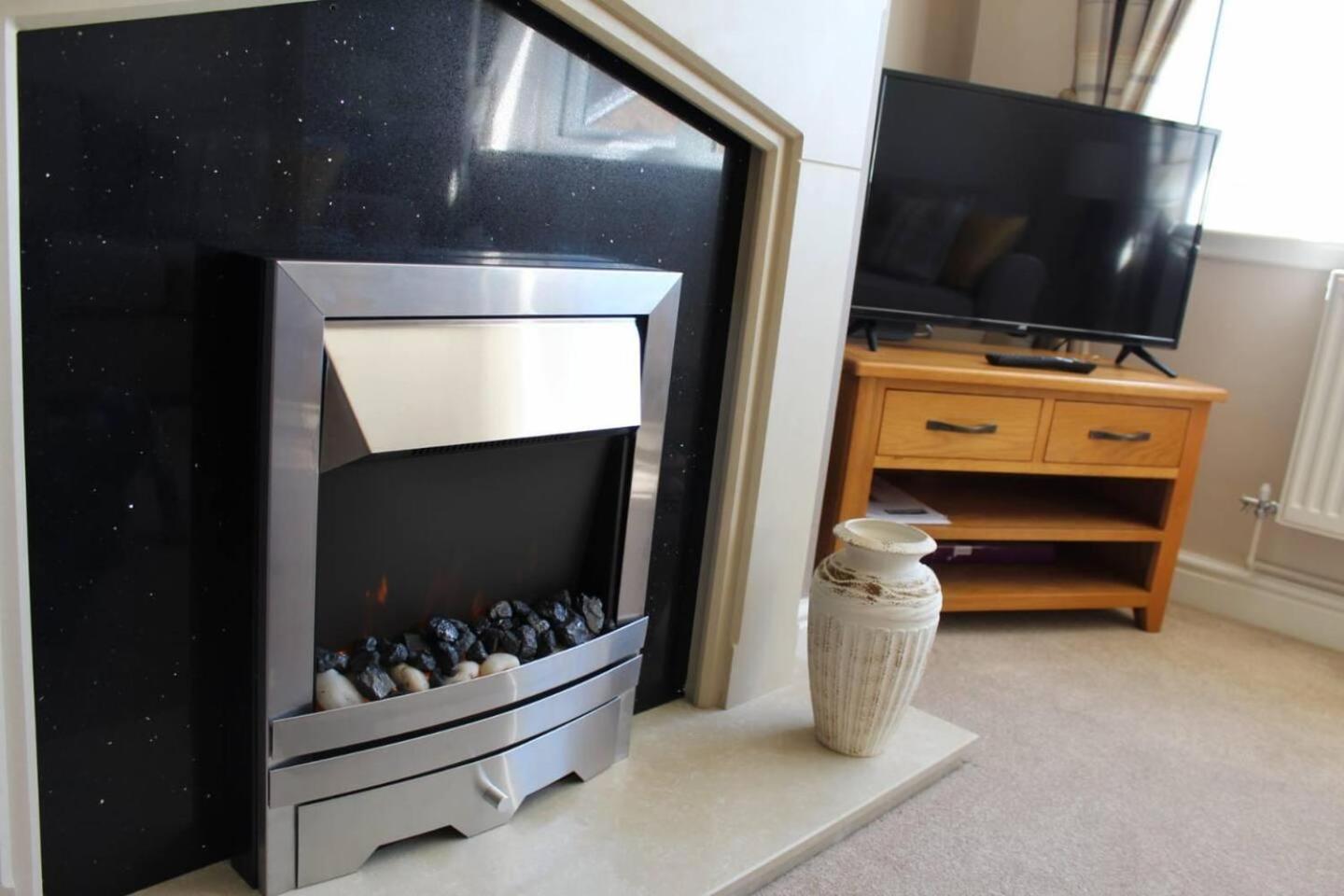Remarkable 2-bed House In Walesby Nottinghamshire Elkesley